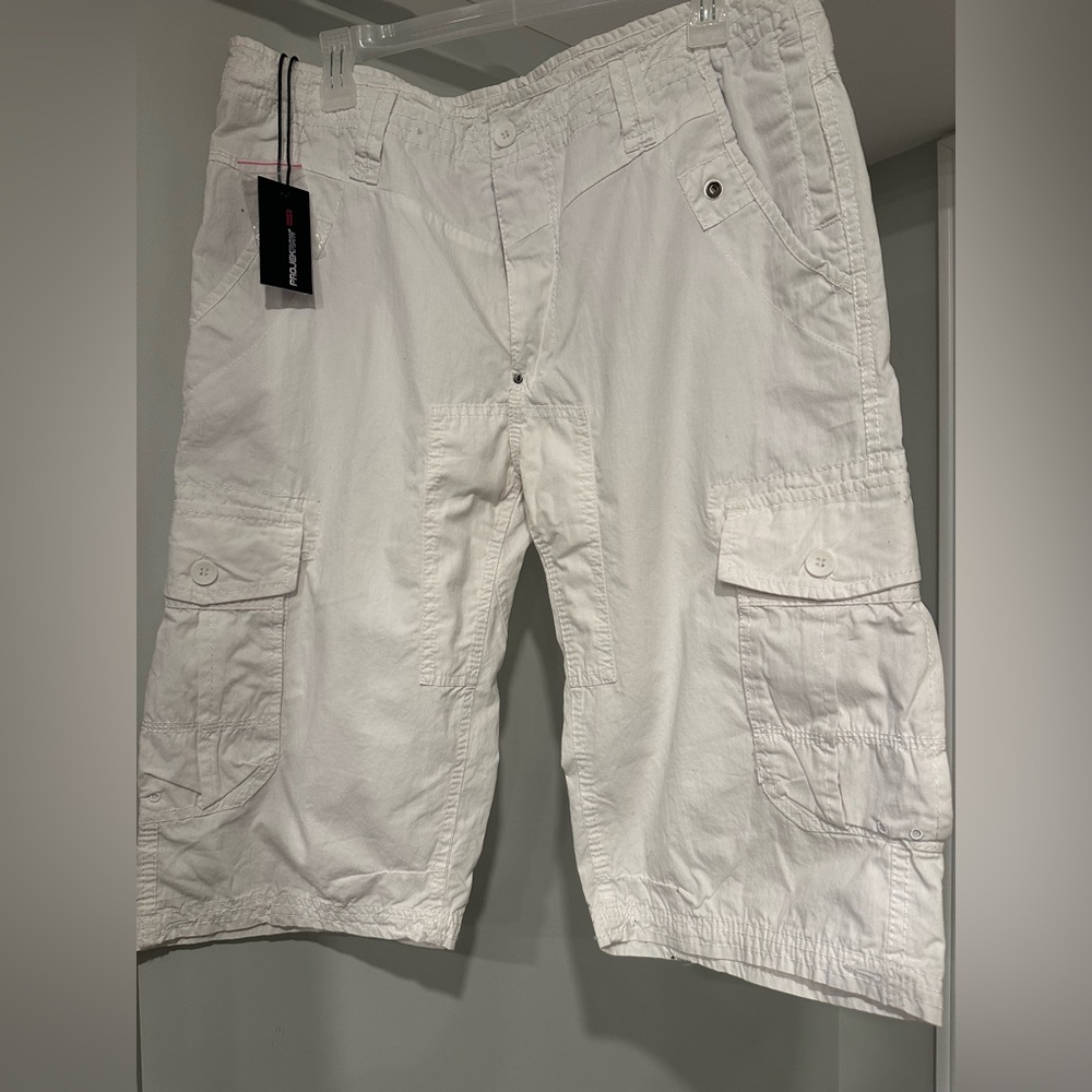 Projek Raw New White Knee-Length Cargo Shorts with Flat Waistband
